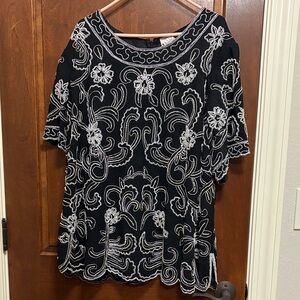 Roaman's Black and White Floral Embroidered Blouse